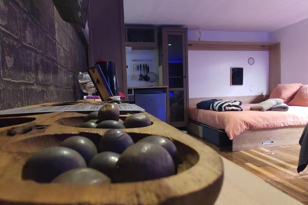 Studio Paisible Et Balneo Vezin-le-Coquet Kültér fotó